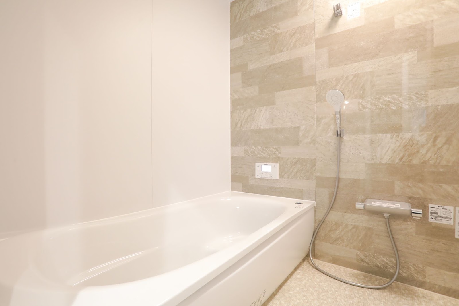 “寒いお風呂”をあたたかくする断熱・窓・浴槽の改善ポイント