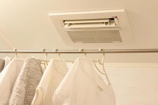 浴室乾燥機は必要？電気代・使い勝手・家族構成別の選び方